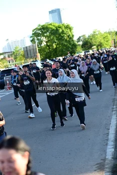 Runner Photo 1636103