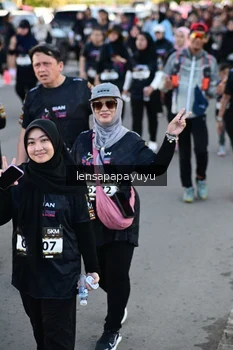 Runner Photo 1636159