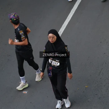 Runner Photo 1636171
