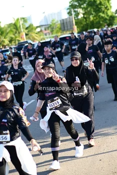 Runner Photo 1636176