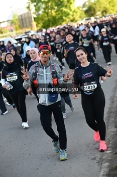 Runner Photo 1636202