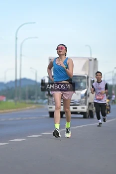 Runner Photo 1636225