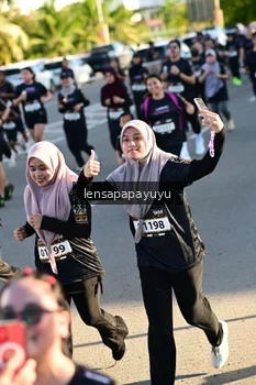 Runner Photo 1636233