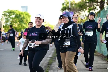 Runner Photo 1636235