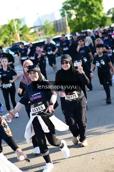 Runner Photo 1636246
