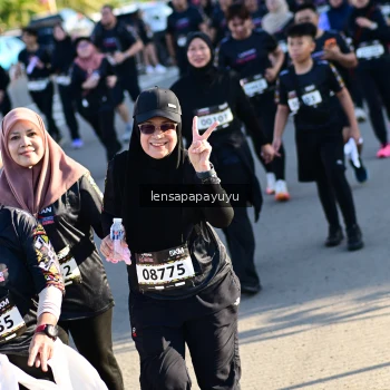 Runner Photo 1636257