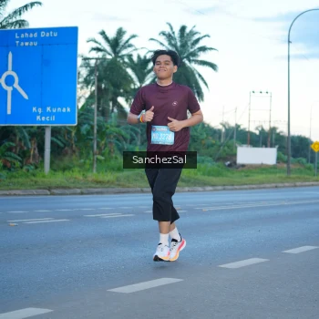 Runner Photo 1636263