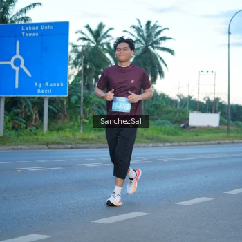 Runner Photo 1636268