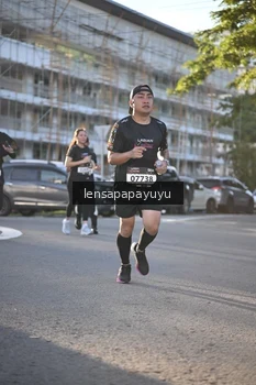 Runner Photo 1636271