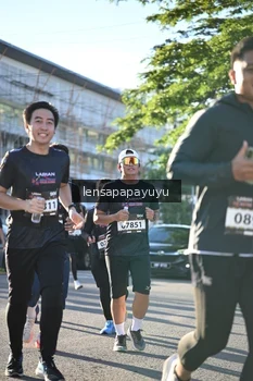 Runner Photo 1636278