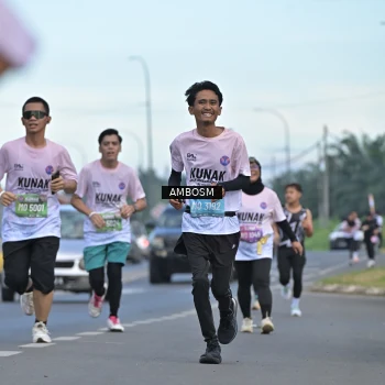 Runner Photo 1636289