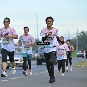 Runner Photo 1636294