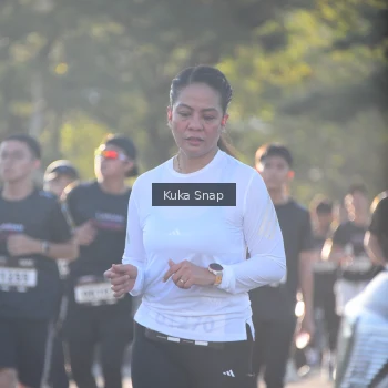 Runner Photo 1636297