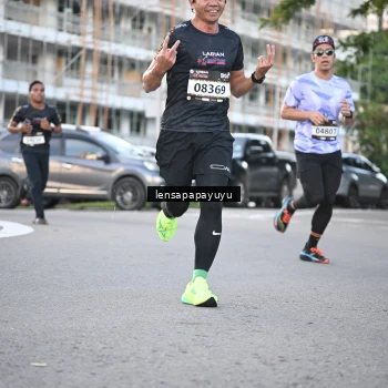 Runner Photo 1636299