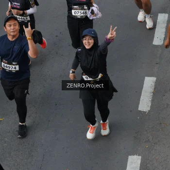 Runner Photo 1636320