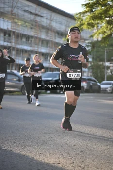 Runner Photo 1636321
