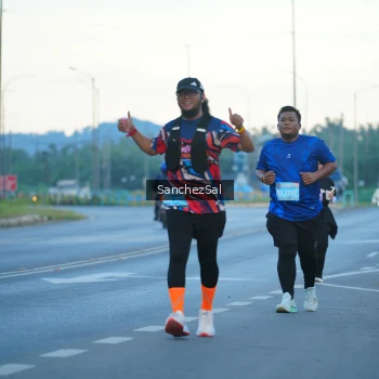 Runner Photo 1636359