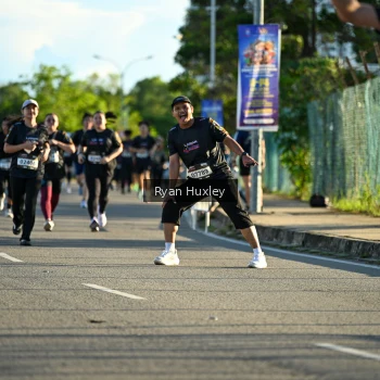 Runner Photo 1636365