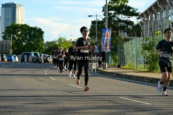 Runner Photo 1636367