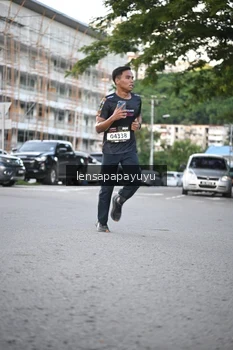 Runner Photo 1636395