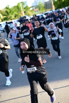 Runner Photo 1636397