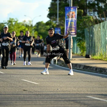 Runner Photo 1636404