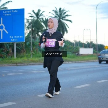 Runner Photo 1636405