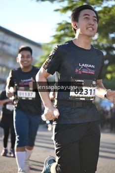 Runner Photo 1636408