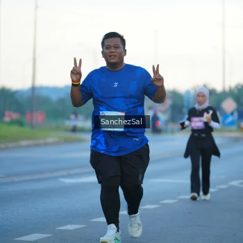 Runner Photo 1636417
