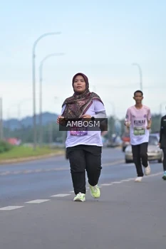 Runner Photo 1636418