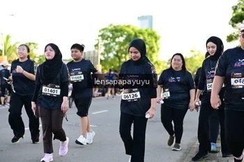 Runner Photo 1636425