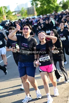 Runner Photo 1636450
