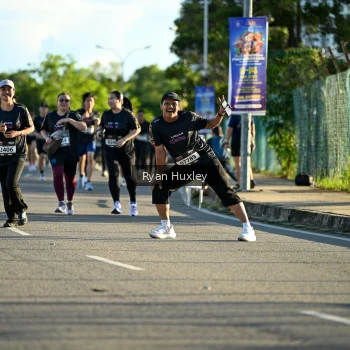 Runner Photo 1636494