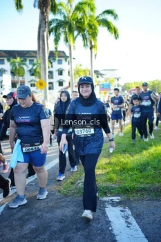 Runner Photo 1636503
