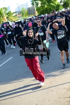 Runner Photo 1636518