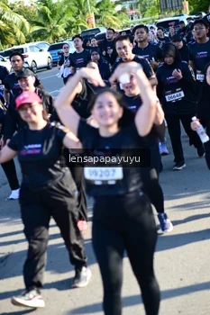 Runner Photo 1636600
