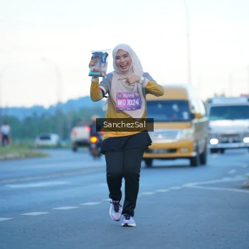 Runner Photo 1636629