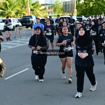 Runner Photo 1636649