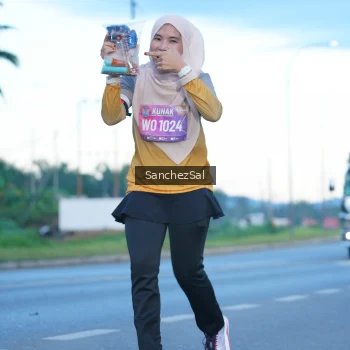 Runner Photo 1636660