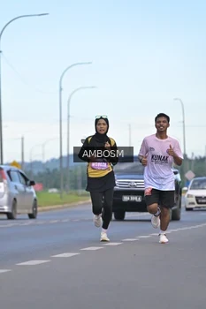 Runner Photo 1636669