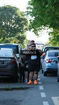 Runner Photo 1636712
