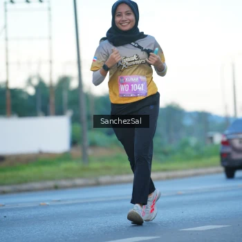 Runner Photo 1636734