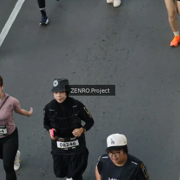 Runner Photo 1636740
