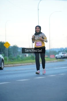 Runner Photo 1636779