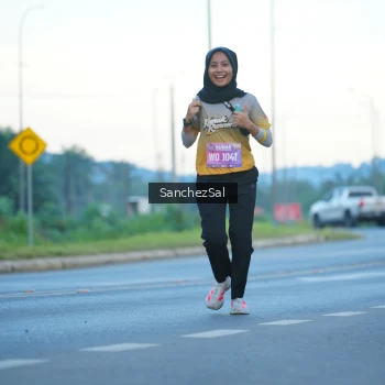 Runner Photo 1636786
