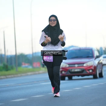 Runner Photo 1636817