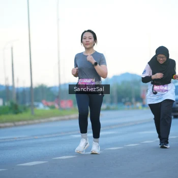 Runner Photo 1636941