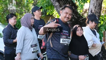 Runner Photo 1636943