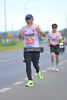 Runner Photo 1636963