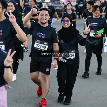 Runner Photo 1637005
